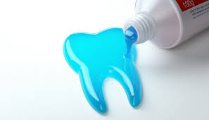 Sensodyne Extra Whitening Toothpaste for Bad Breath