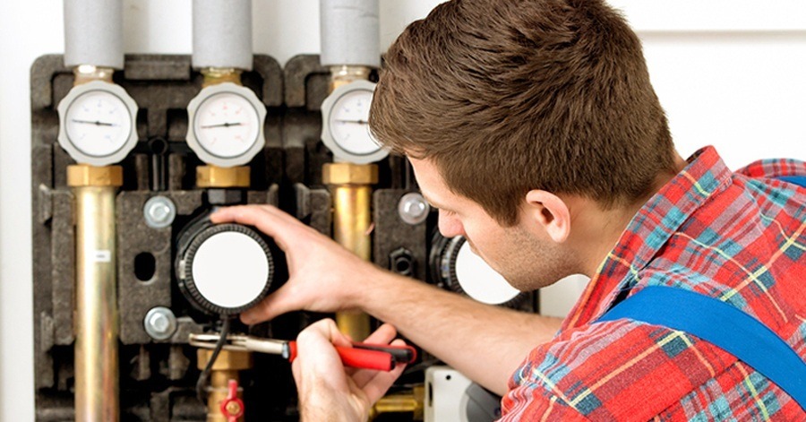 Choosing the Right Contractor for Your Boiler Service